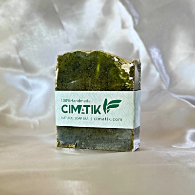 صابون جلبک اسپرولینا، تقویت کننده