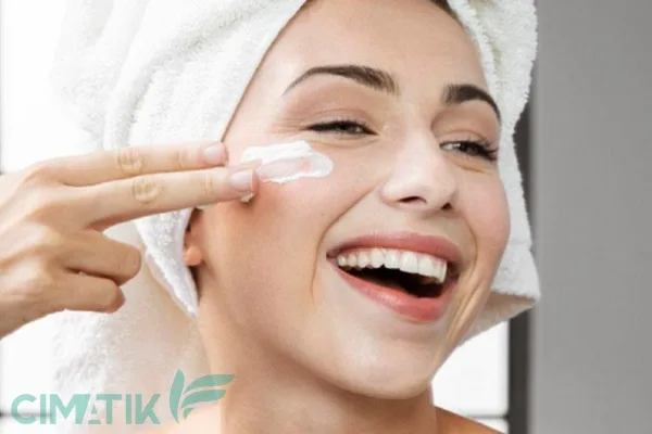 روتین پوست چرب و جوش دار