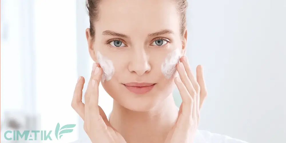 بهترین کرم آبرسان پوست خشک