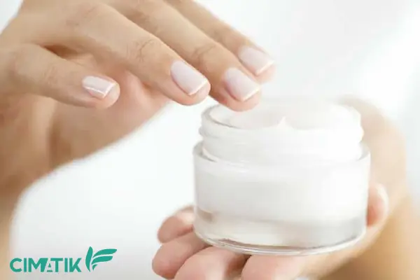 کرم مرطوب کننده ایرانی برای پوست های چرب