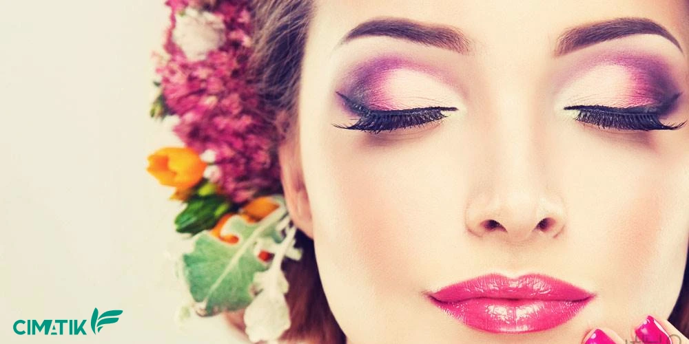 10 مدل ترند آرایش بهار زیباتر از همیشه
