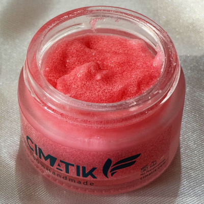 خرید اسکراب لب